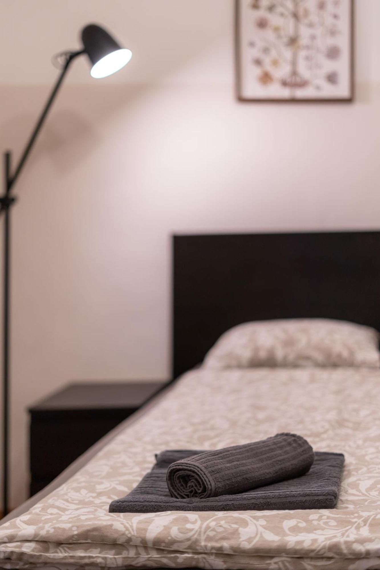 Cozy Apartment In Akacfa Street Budapeşte Dış mekan fotoğraf