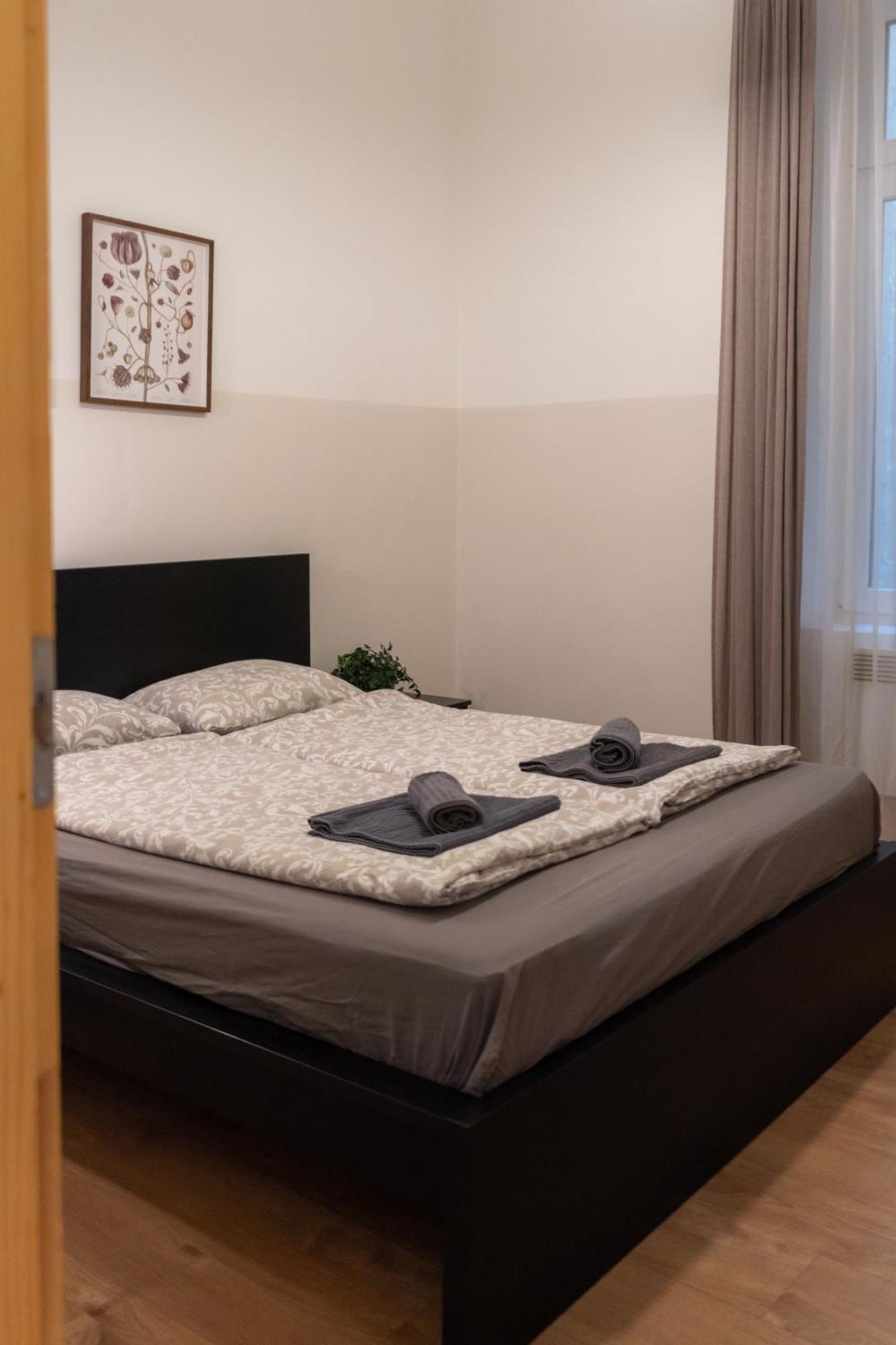 Cozy Apartment In Akacfa Street Budapeşte Dış mekan fotoğraf