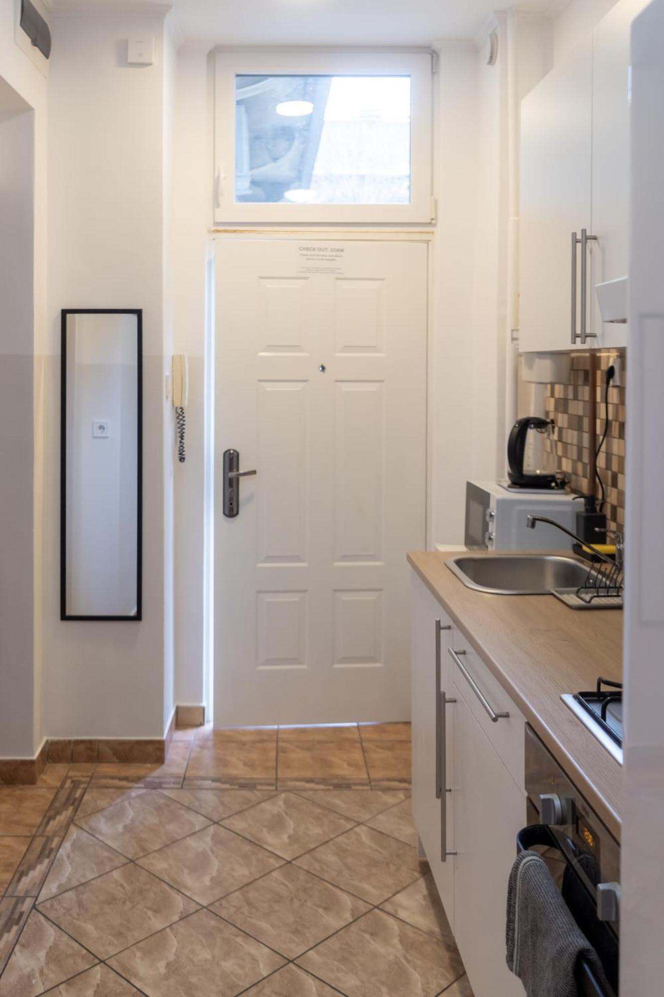 Cozy Apartment In Akacfa Street Budapeşte Dış mekan fotoğraf