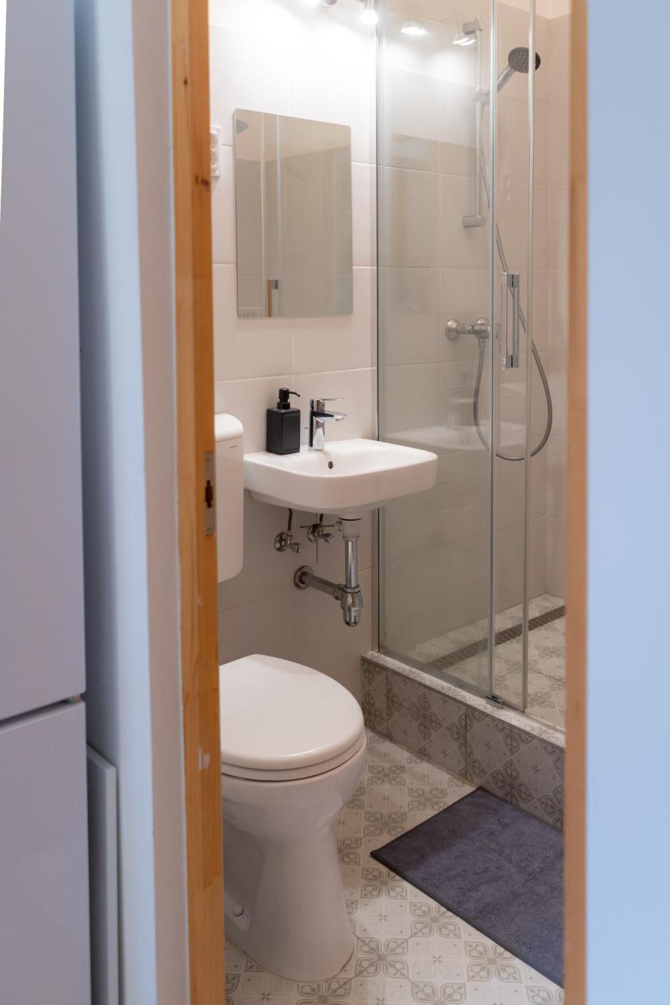 Cozy Apartment In Akacfa Street Budapeşte Dış mekan fotoğraf